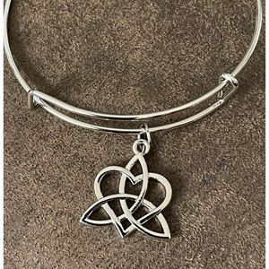 Infinity love bracelet